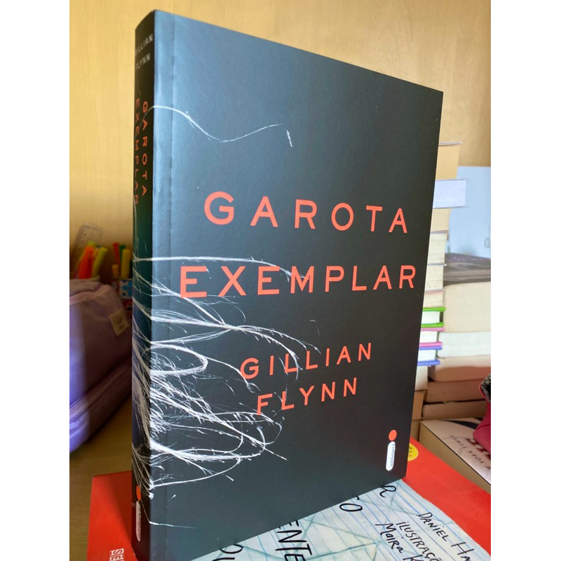 livro Garota Exemplar, de Gillian Flynn | Shopee Brasil