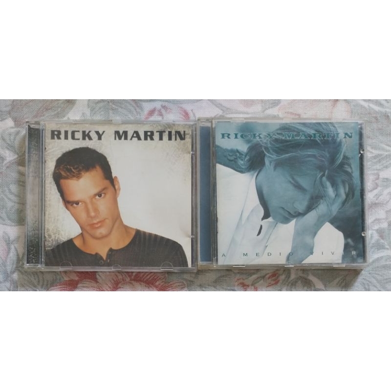 KIT 2 CDS RICKY MARTIN | Shopee Brasil
