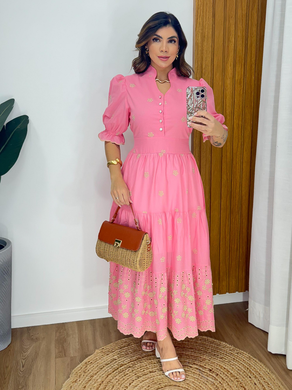 Vestido Midi Lese Bordado 3D Algodão Manga Princesa Com Botão