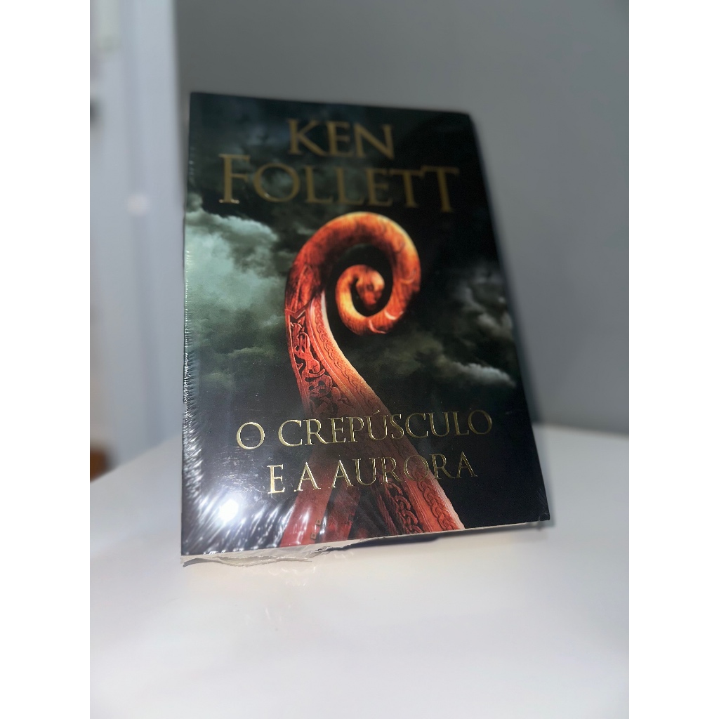 O Crepúsculo e a Aurora - Ken Follett | Shopee Brasil