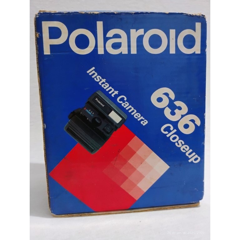 Vintage Photo Camera Polaroid 636 Close Up, Made In UK Stock Photo - 2