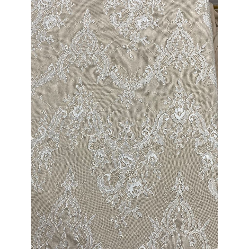 Renda Chantilly 3 Metros x 1,60 de Largura Off White | Shopee Brasil