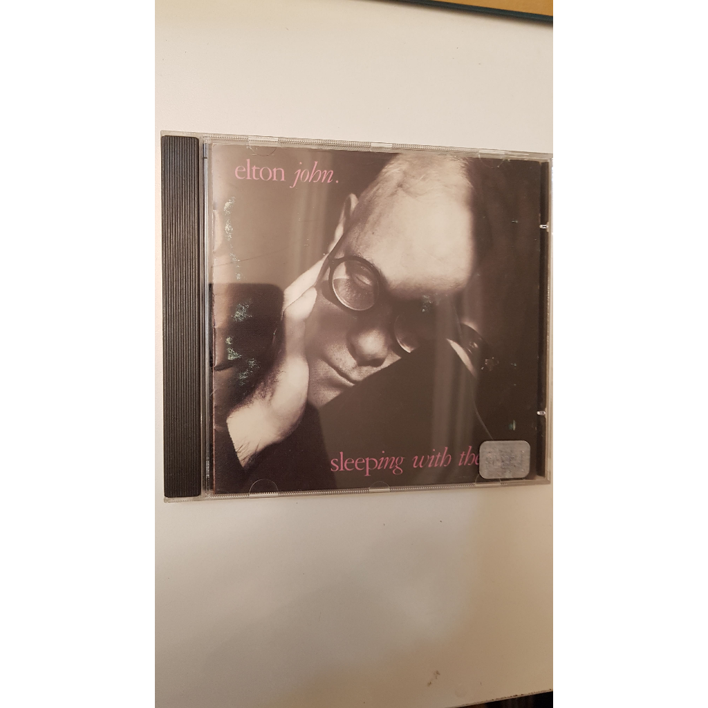 Elton John - Sleeping with the past - CD original | Shopee Brasil