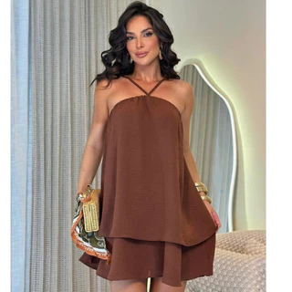 Vestido Feminino Curto Frente Única com Babado Elegante Tecido Duna Moda Tendência Verão.