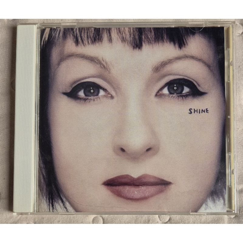 SHINE シャイン　シンディ・ローパー Amazon.co.jp: Shine by Cyndi Lauper: ミュージック