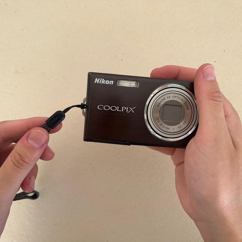 Câmera Digital Nikon Coolpix S550 Marrom Kit Completo | Shopee Brasil