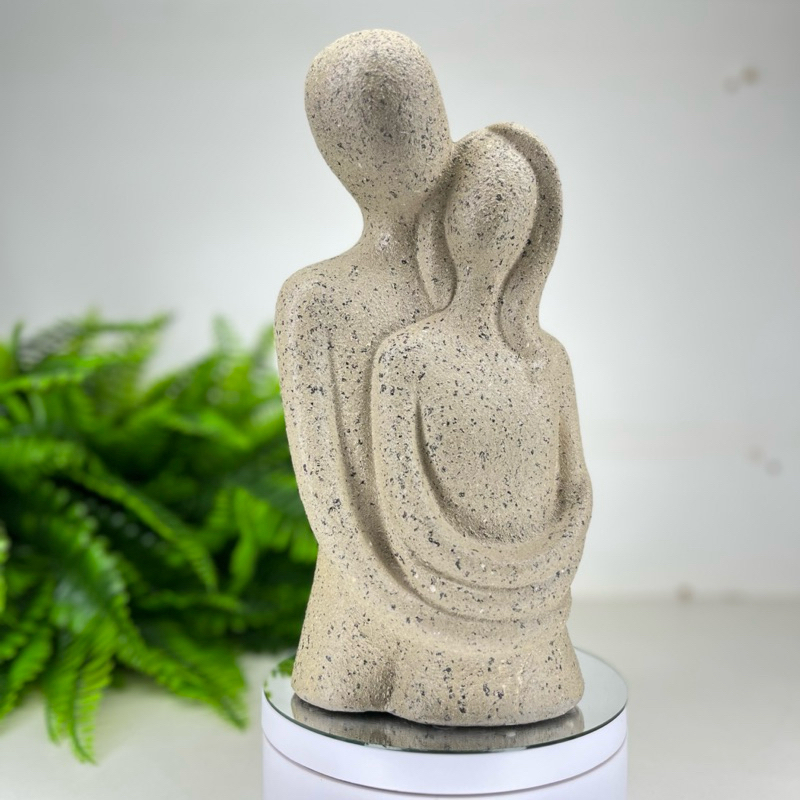 Estátua Escultura Casal Minimalista – Peça Decorativa Elegante Sofisticada