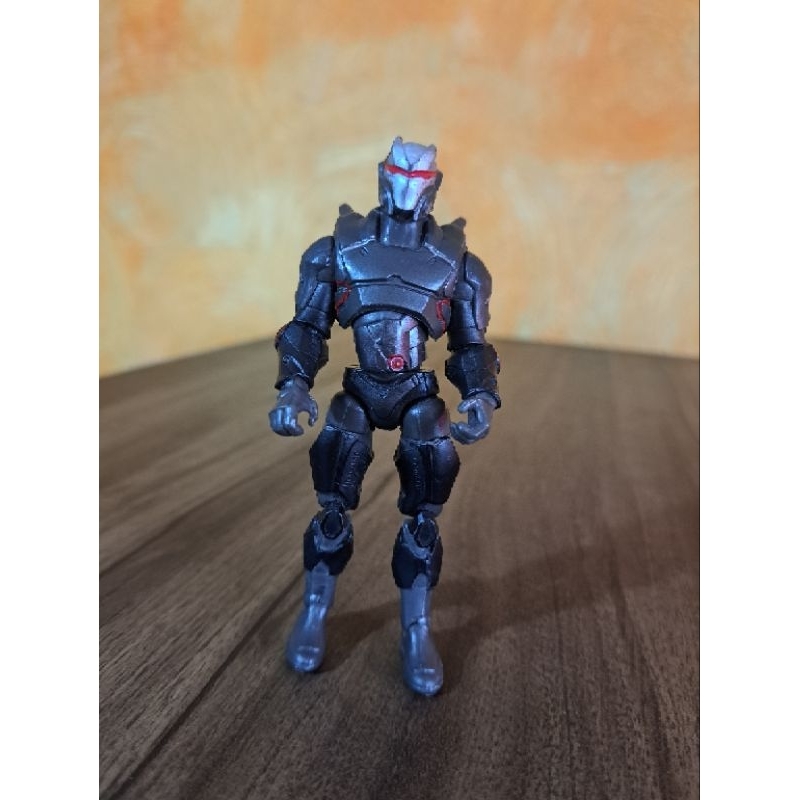 Boneco Fortnite Ômega Todo Articulado
