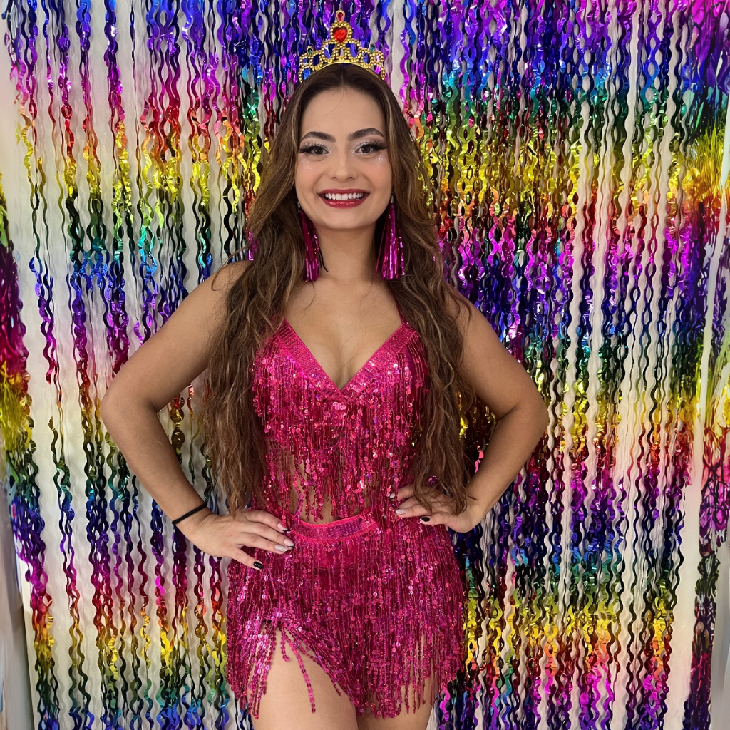 Fantasia Carnaval Top Cropped Saia Franja Rosa Brinco Tiara Princesa ...