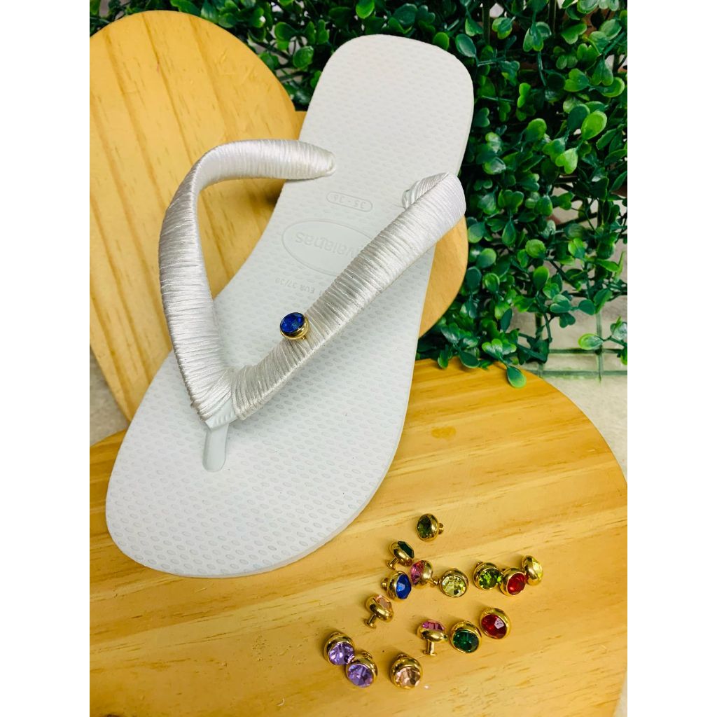 Ponto de Luz Kit com 8 Pares de Piercing - Elegância e Conforto com ...