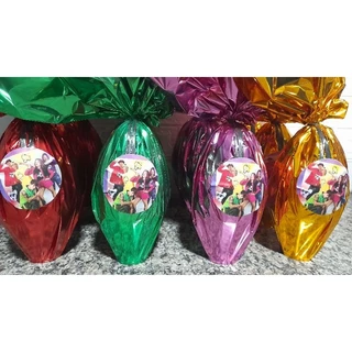ovo da Páscoa de chocolate os rosas emily vick youtuber