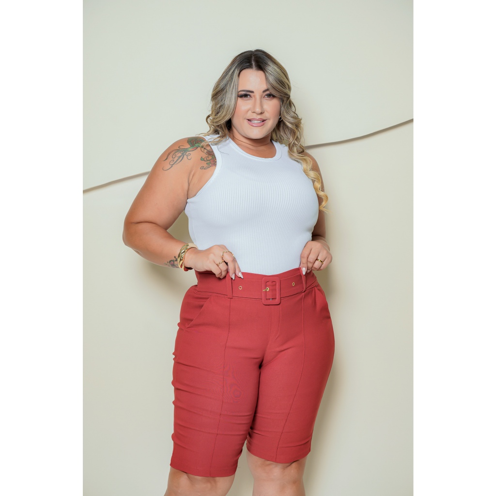 Bermuda Feminino Plus Size Cintura Alta Lycra Com Cinto Até O
