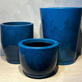 Kit 3 Vasos Marmorizados Decorativos Planta ou Flor Polietileno Coluna polida N1 N2 + Bojo N1 Com Pratos