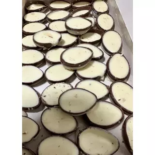 Caixa Bombons Ovinhos Cacau Show 750g em Oferta na Shopee