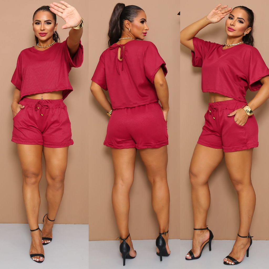 Conjunto Femenino Cropeed Manga Morcego e Shorts