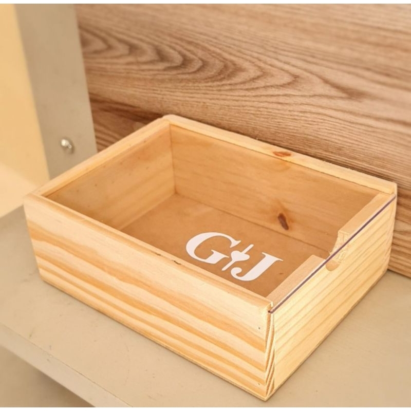 Caixa de pinus personalizada