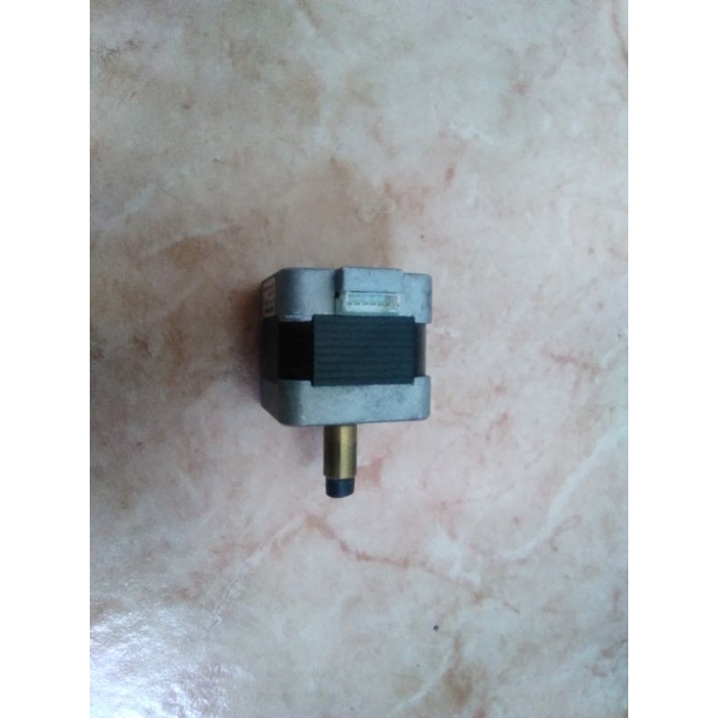 motor de passo nema 17 4.8kgf.