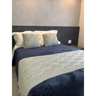 Kit Peseira Manta Tricot Cama Casal Queen King Trança + 2 Capas Almofadas RA