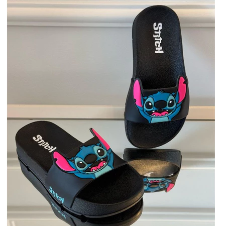 Sandália slide infantil Stitch