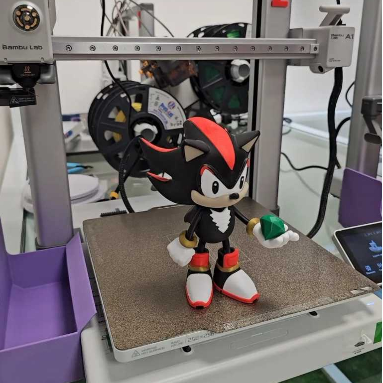 Boneco Shadow turma do Sonic feito em impressora 3D. Boneco Sonic ...