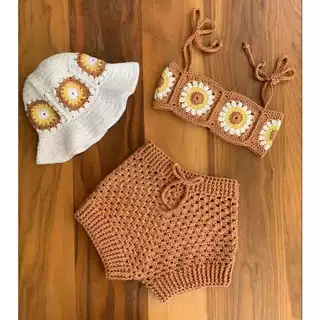 Conjunto Cropped e Short infantil em crochê