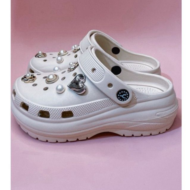 Nova Sandália Saltinho 5Cm Glamour Feminino Babuche Leve e Confortável com  Acessórios Personalizados