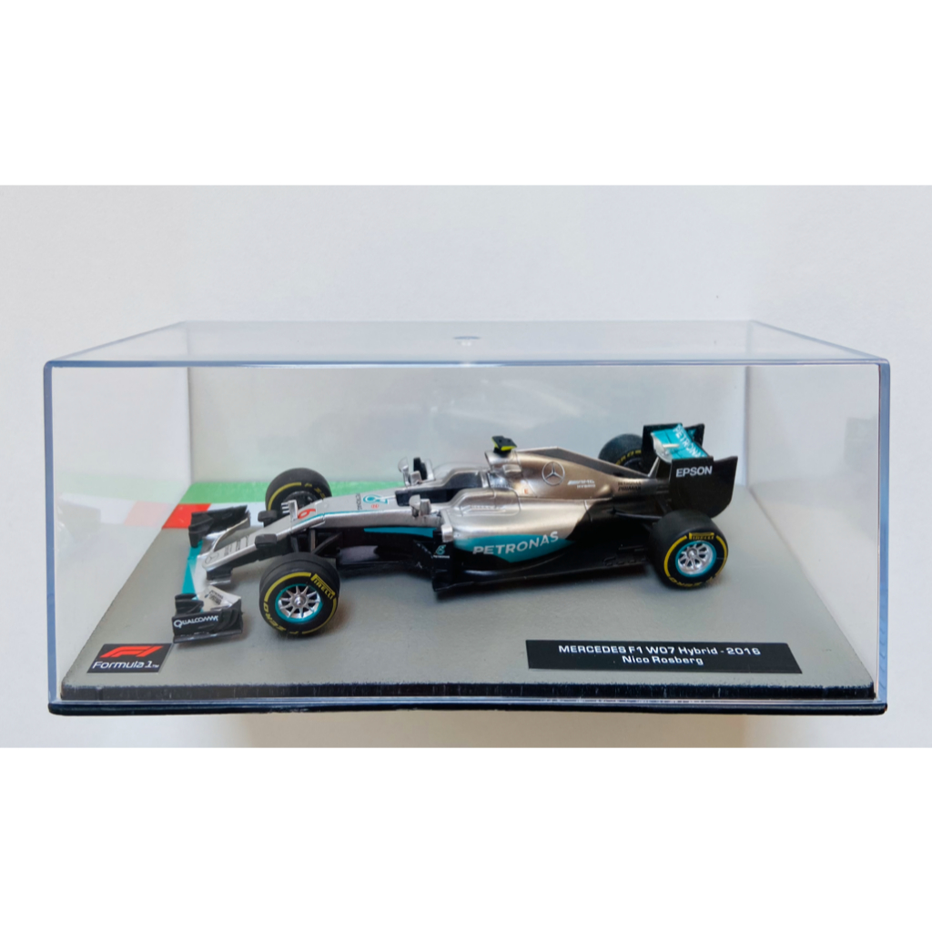 Miniatura Mercedes F1 W07 - Nico Rosberg - W. Champion 2016