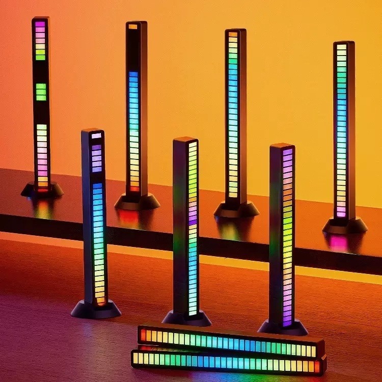 Barra de Led Rítmica Rgb Captação Ativadas Por Voz Com Luz Inteligente Gamer Pc Tv Som Automotivo -Y10096