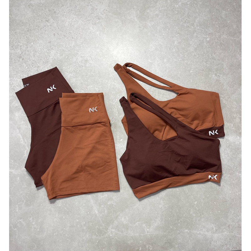 CONJUNTO SHORT E TOP COM ALCINHAS REFORÇADA NKFIT PARA ACADEMIA