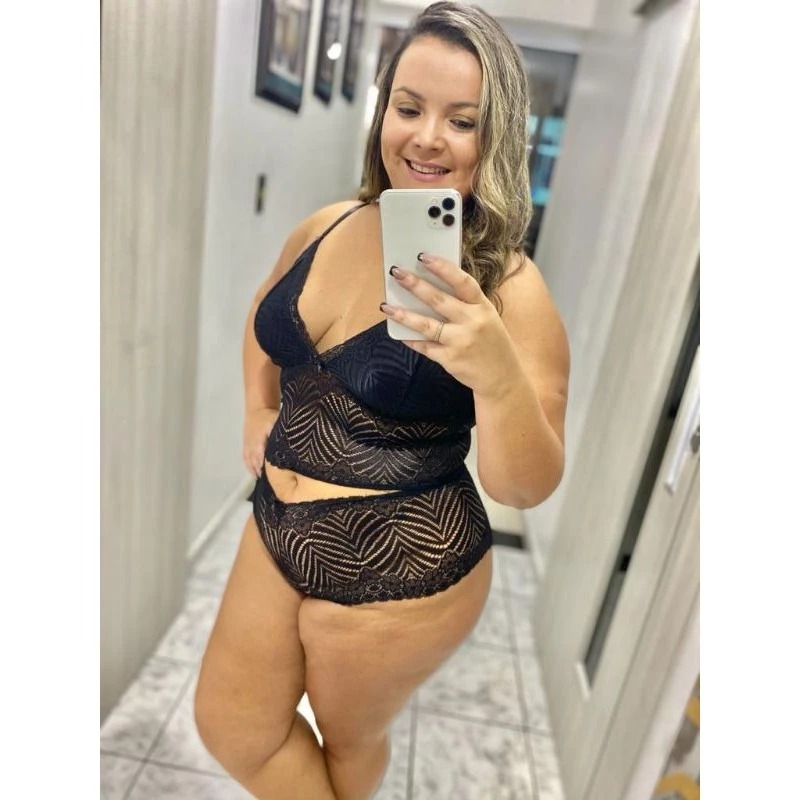 Conjunto De Cropped C/ Caleçon Em Renda Sem Bojo Plus