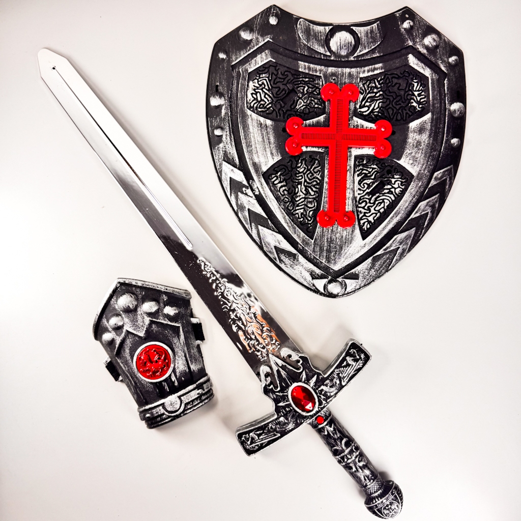 Conjunto Espada com Luz e Som Escudo e Punho Medieval Brinquedo ...