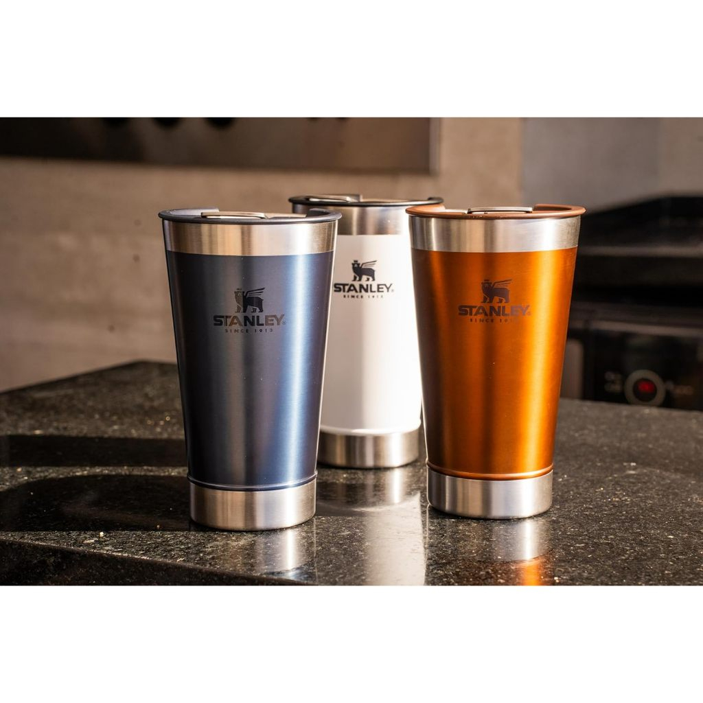 KIT 2 Copo Térmico de Cerveja (com tampa) Stanley Hammertone | 473ML | Cores Sortidas