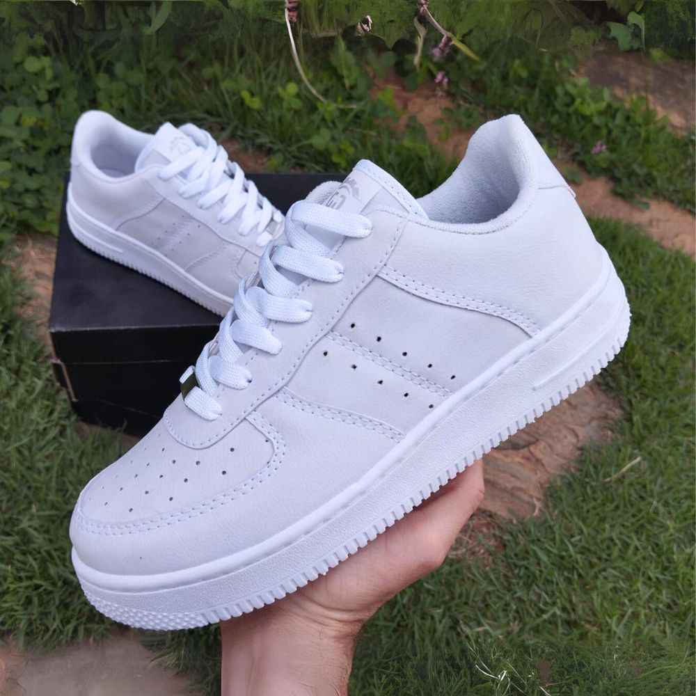 TENIS CASUAL MODERNO TRABALHO DIA A DIA PROMOÇAO BRANCO E PRETO