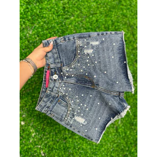 Short Jeans Cintura Alta Com Strass e Pedras Brancas