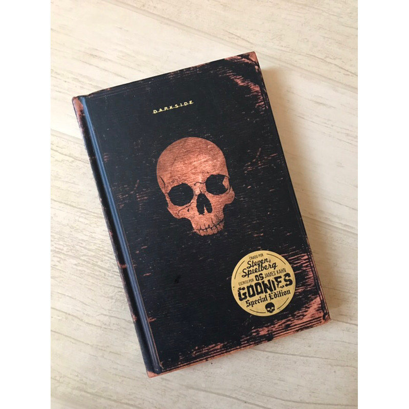 Livro Os Goonies darkside usado