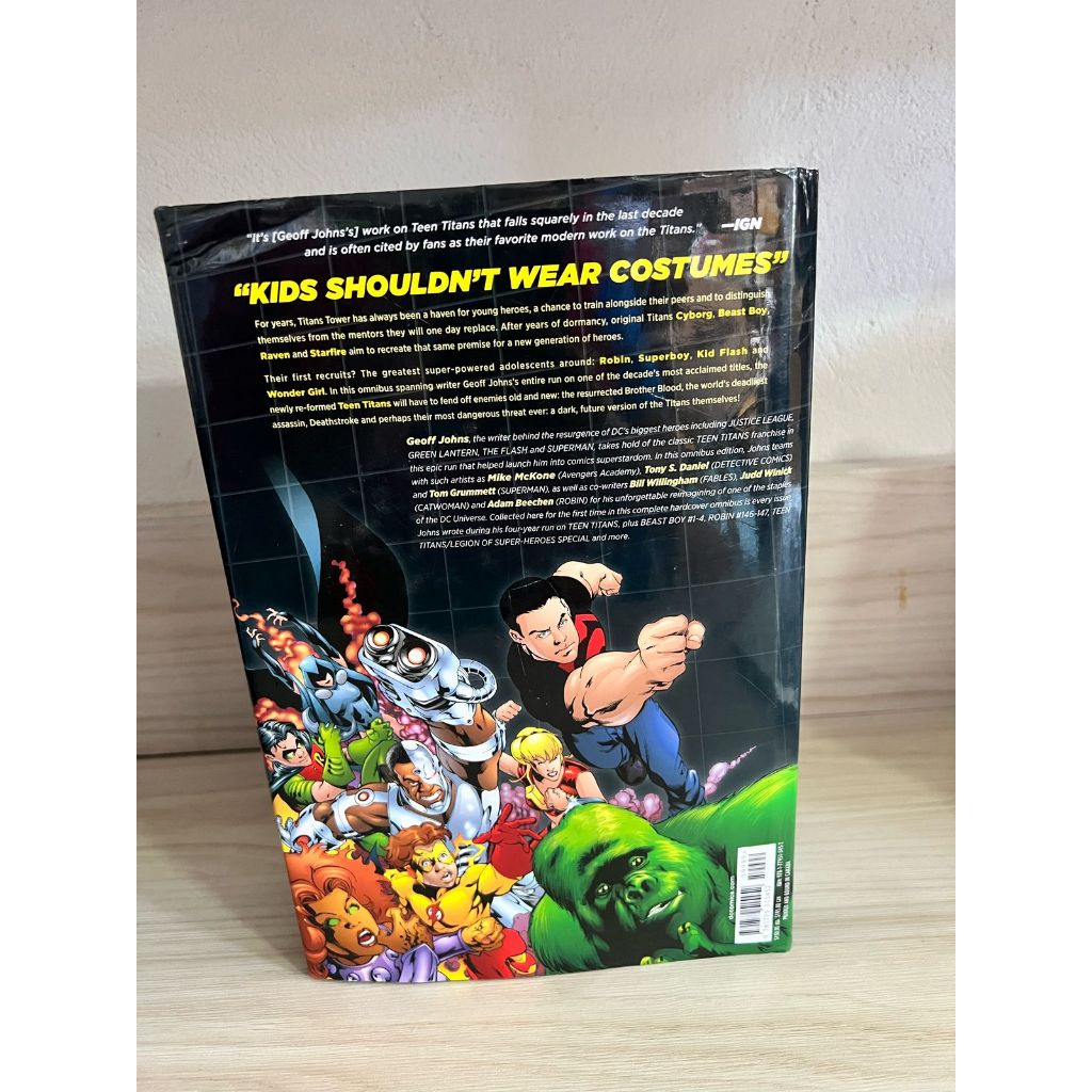 Teen Titans by Geoff Johns Omnibus | Shopee Brasil