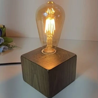 Abajur Cubo cor Tabaco, Luminária Decorativa Cubo de Mesa Escritório, A Pronta Entrega, Modelo Ilha da Madeira
