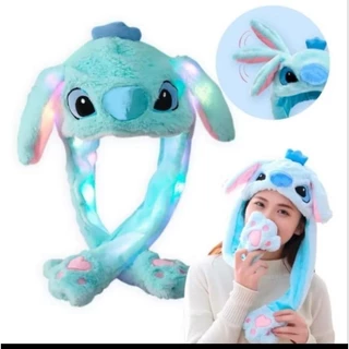 TOUCA GORRO DE PELÚCIA COM LED COLORIDO LEVANTA ORELHAS /Stitch/Pokemon/Unicórnio/polar/Panda/Lobo