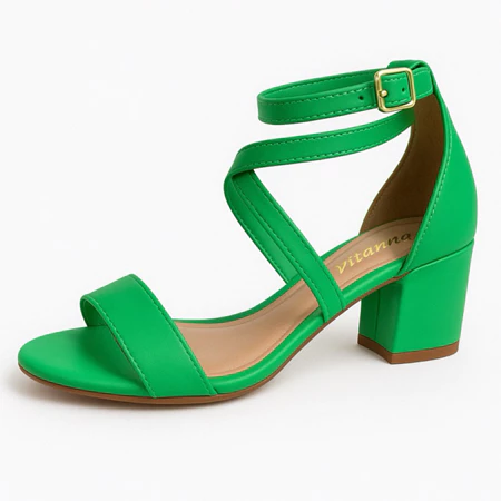 Sandália feminina salto bloco traseiro tiras cruzadas