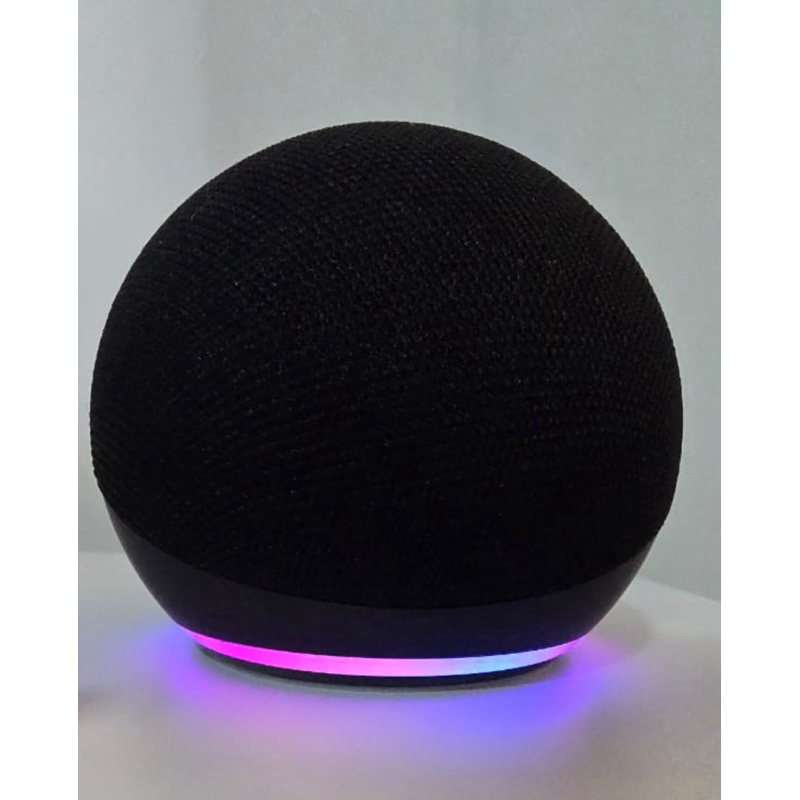 Caixa de som Modelo Alexa , Led e bluetooth com comando de voz , através do app da Amazon.