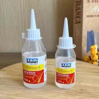 Cola de silicone Tekbond para artesanato e lembrancinhas