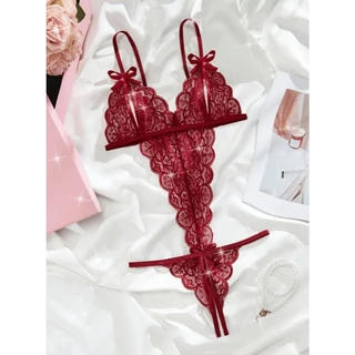 Kit 2 Body Sensual Feminino Renda Gringa com Aberturas no Sutiã e Calcinha Apressadinha