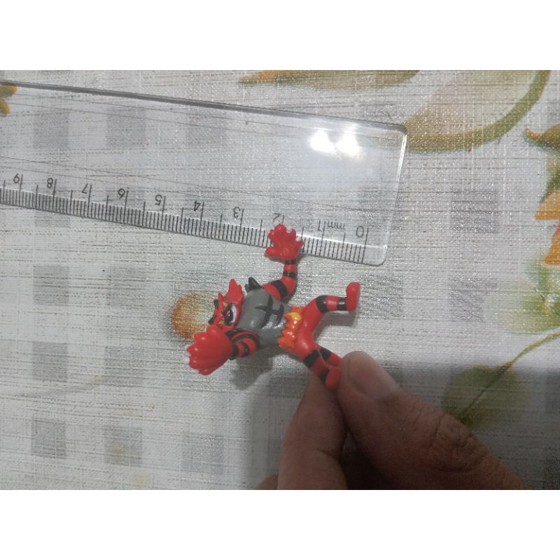 Miniatura pokemon incineroar | Shopee Brasil