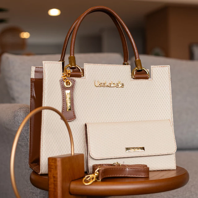 Promoção Kit 3 Bolsa Feminina Grande + Carteira + Alça Transversal 70%OFF RelâmpagoR$78,85-66%4.81mil+ Vendido(s)São Paulo