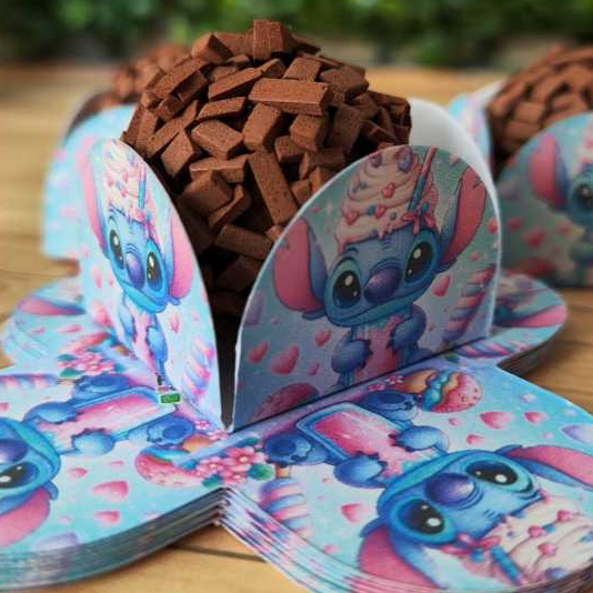 50 Forminhas Personalizadas de Doce Brigadeiro 4 Pétalas Festa ...