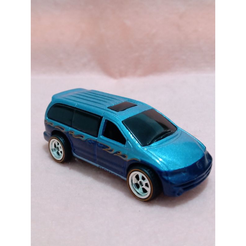 Hot Wheels Boulevard Dodge Caravan. | Shopee Brasil