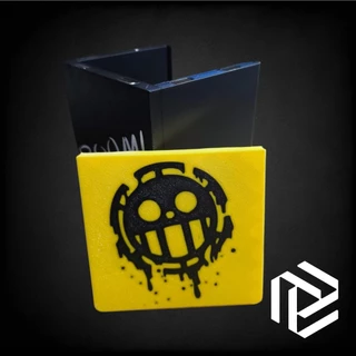 Deck Box Magnética "One Piece – Trafalgar Law