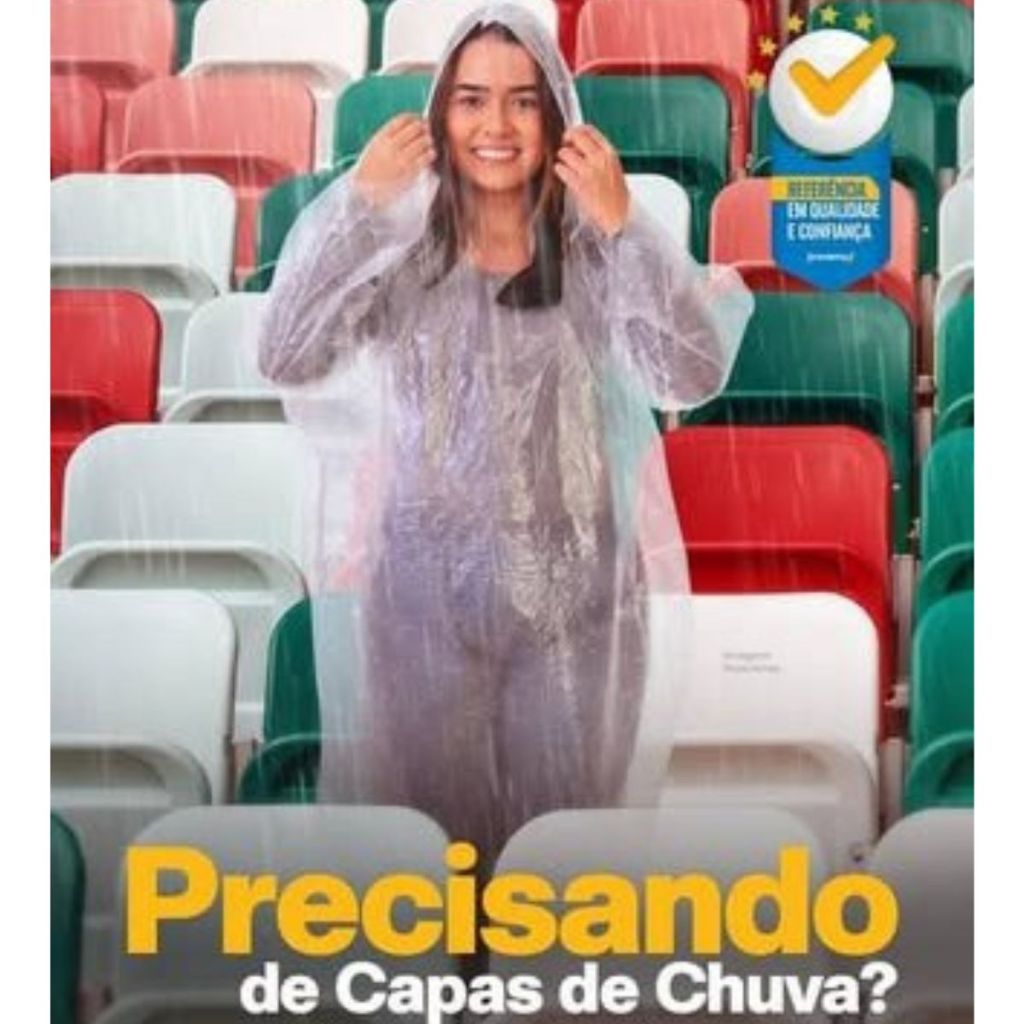 Kit 50 Capas de Chuva Descartável Transparente Unissex C/ Capuz Futebol ...