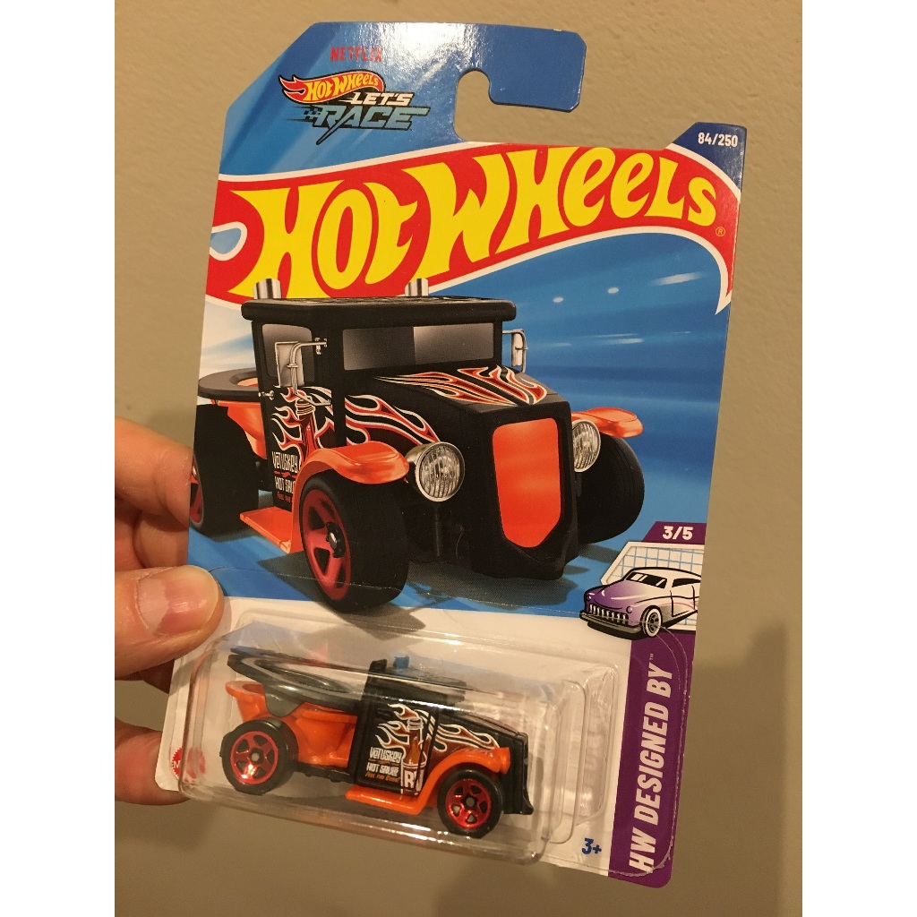 Hot Wheels carrinho privada black with flames caminhão com