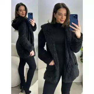 Casaco Teddy Femenina Com Capuz E Bolso Pra Inverno